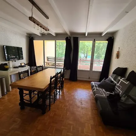 Praloup 1600 Ideal Famille Apartamento