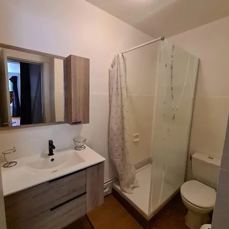 Praloup 1600 Ideal Famille Apartamento *
